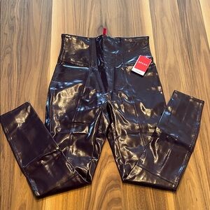 NWT SPANX Faux Patent Leather Leggings Size Medium Liquid Gloss Ruby Vegan